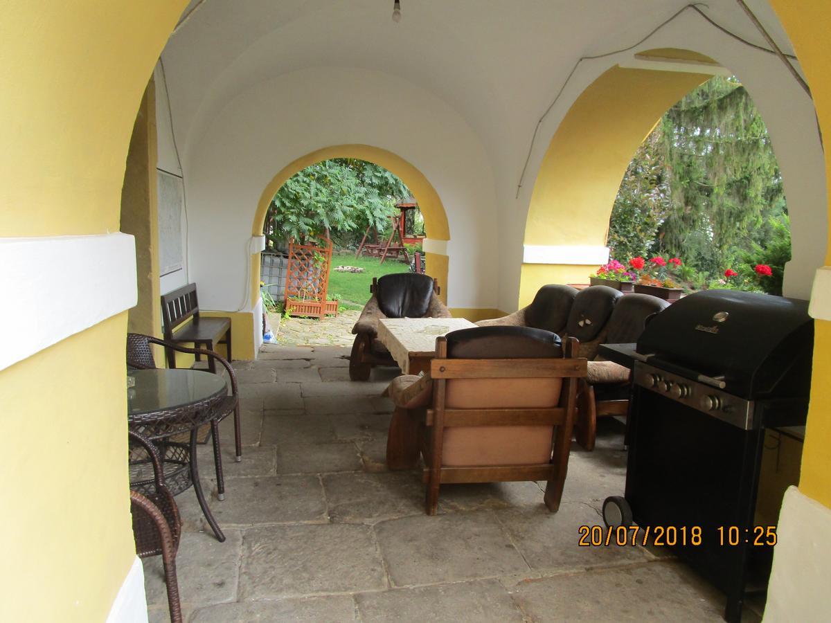 Hotel Fara Choustníkovo Hradiště Exterior foto