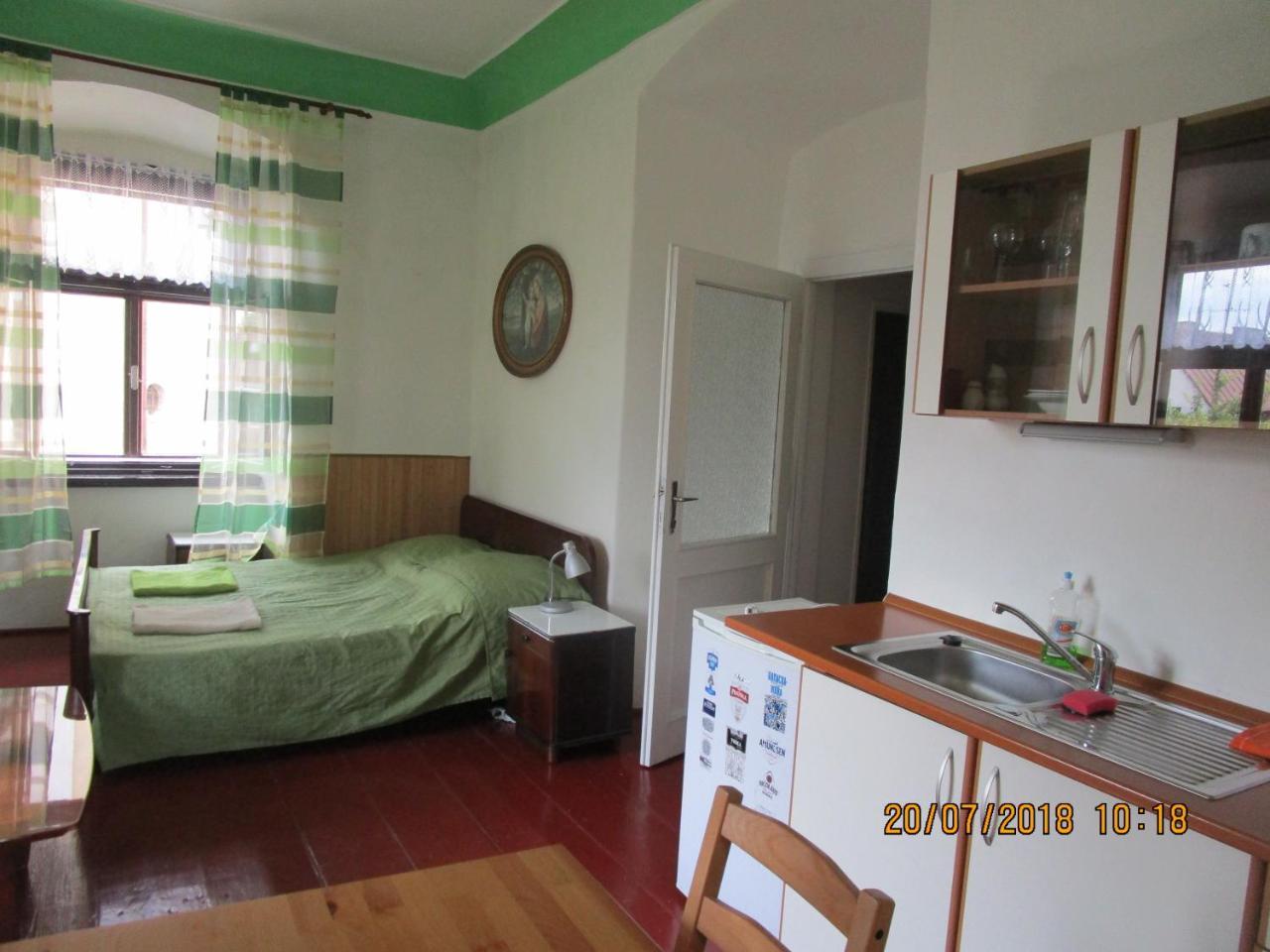 Hotel Fara Choustníkovo Hradiště Exterior foto